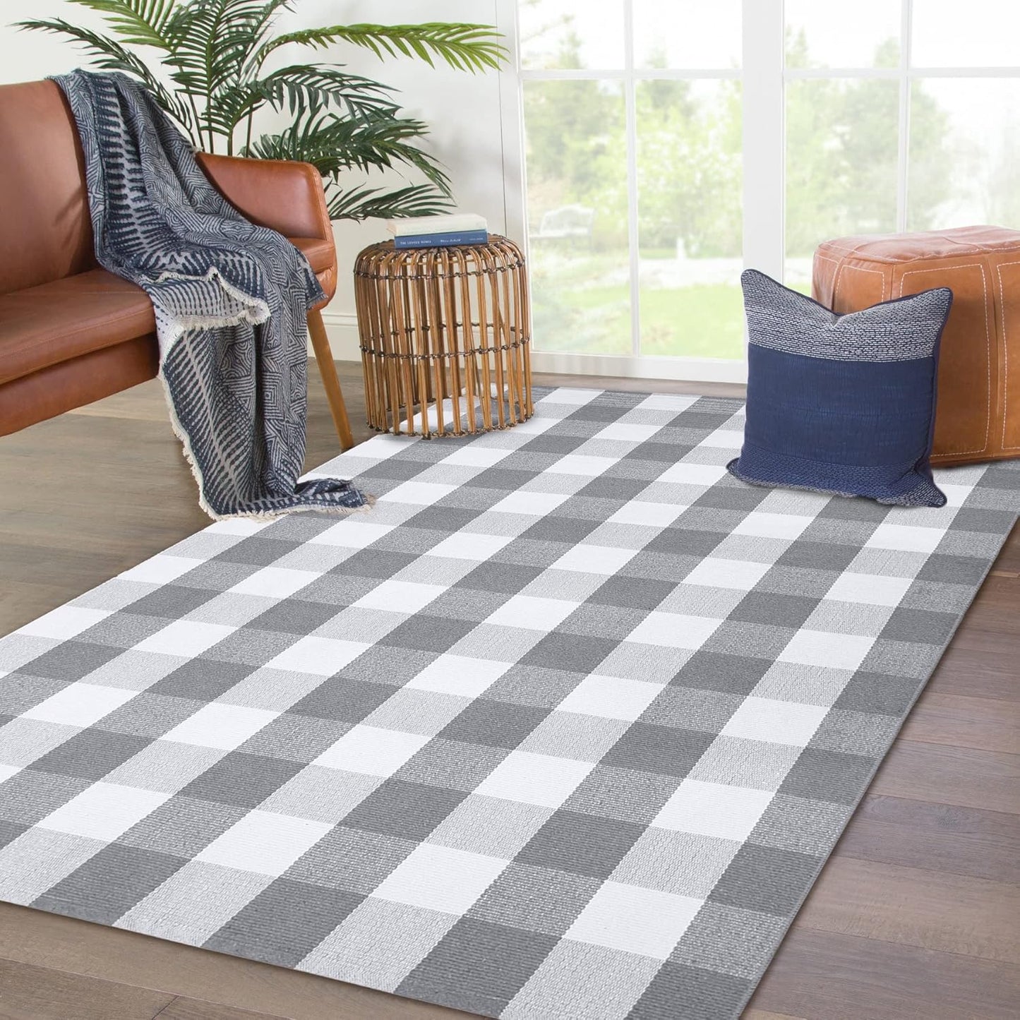 Buffalo Plaid Area Rug 4 X 6 Ft Gray and White Checkered Rug Washable Outdoor Rugs Cotton Rugs for Bedroom Front Door Mat Carpet for Front Porch Living Room Dining Room Kitchen